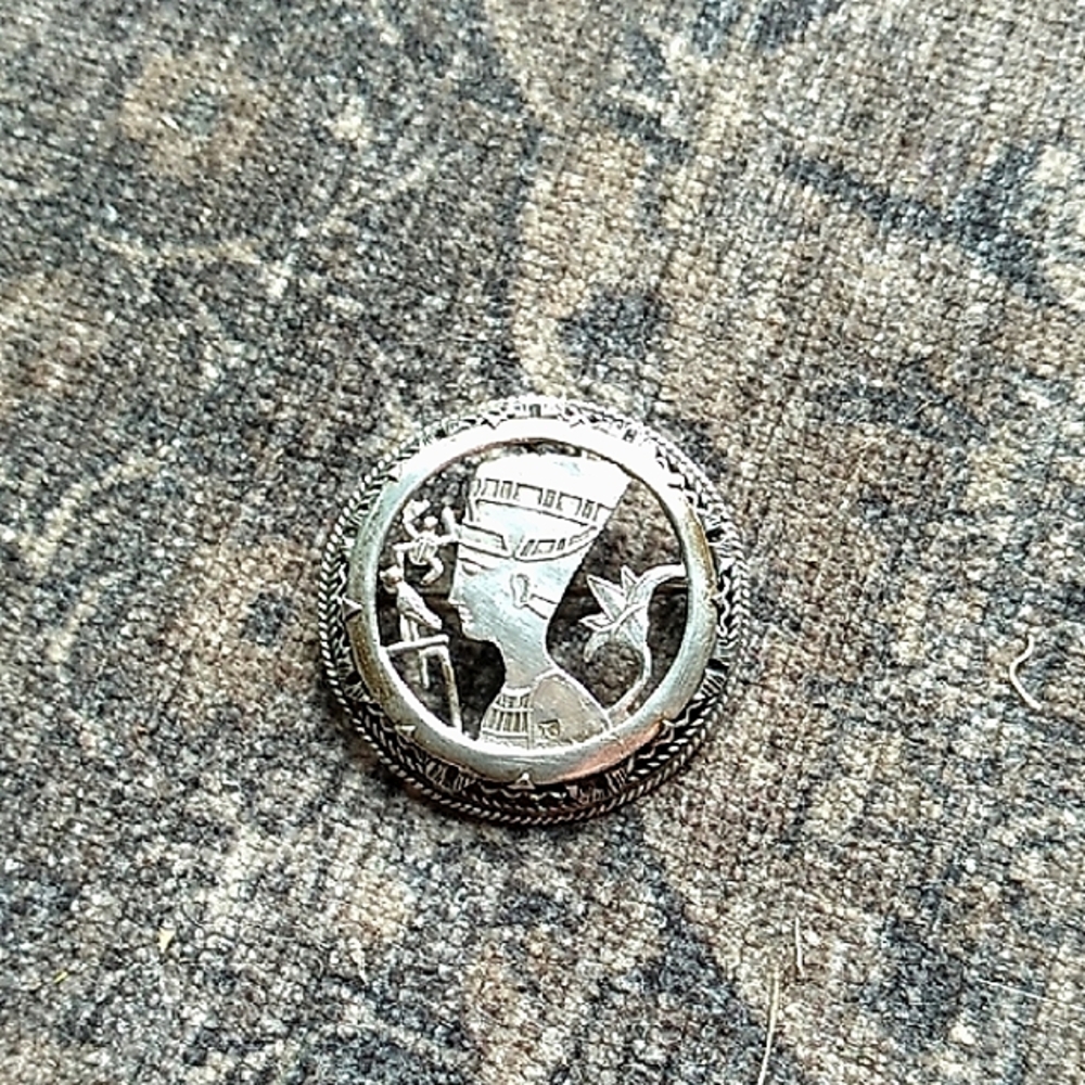 Nefertiti Silver Brooch/Pendant Egyptian Revival